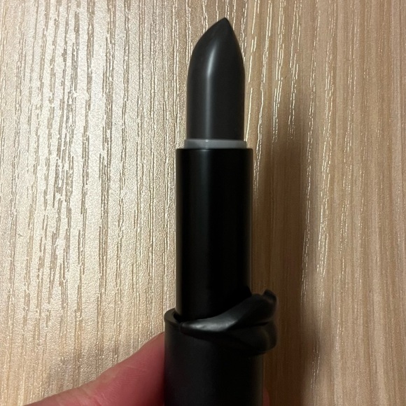Pat McGrath Noir Lip Balm - Picture 4 of 5